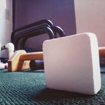 WRGD Street fitness non-slip powder gymnastics single parallel bars special magnesium powder artifact magnesium powder brick a box of 8 pieces