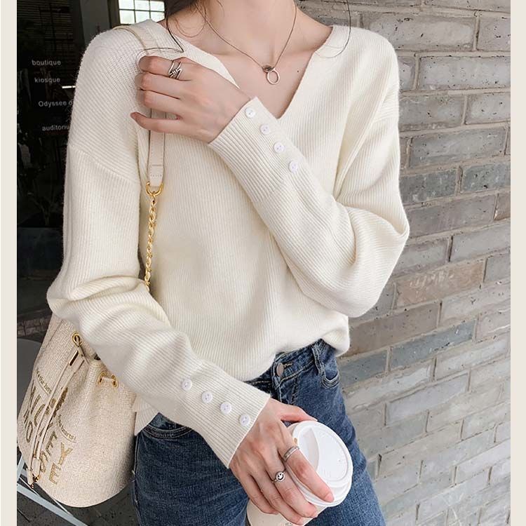 Fat mm skinny knitted base shirt womens autumn and winter Korean version of the inside v-neck sweater loose long sleeve plus size shirt