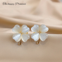 Exquisite cat eyestone clothes anti-walking exposure needle pearl bra needle-brake cute shirt and pin-bust accessories