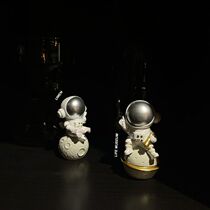 Buy 2 get 1 Wuwen astronaut photo frame ornaments astronaut mobile phone holder creative car accessories Teachers Day gift