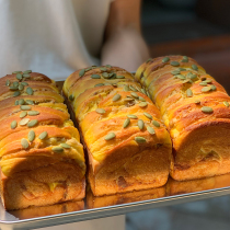 Still bread | Pumpkin chestnut toast for autumn