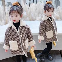 Bala Zhejiang Springboard Girls Plaid Rabbit Fur Pocket Jacket Female Baby Autumn Winter New Children Han Edition Fashion Middle Children