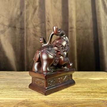 红木葡萄雕 奔富酒窖珍藏赤霞珠红葡萄酒14.5% 750ML | iShopChangi