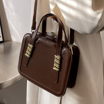 The store manager recommends popular bags women's bags fashion messenger bags Joker vintage Lingge small explosions shoulder bags 3