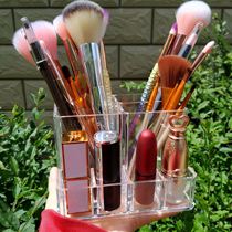 Mirror cabinet storage box transparent acrylic cosmetics desktop dormitory student eyeshadow brush eyebrow pencil holder girl heart net red