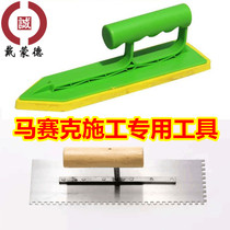 Special toothed scraper for mosaic tile paving tools