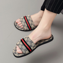 One-way mens summer European station sandals mens slippers summer Net red slippers home personality beach slippers
