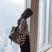 HOUGE zebra pattern tote bag large capacity shoulder bag female 2021 new high fashion big bag Hand bag