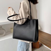Big bag 2021 new autumn and winter large capacity shoulder bag retro tote bag female Joker briefcase