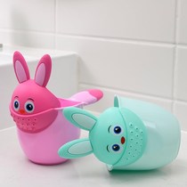 Baby baby bath shampoo cup water scoop water scoop children shower shower water spoon water scoop plastic thickening products