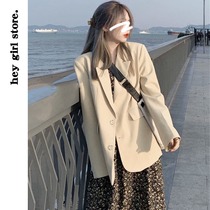 Apricot High Sensation Suit Jacket Woman 2022 Early spring New easy Western-style clothes with a small crowd of outside wearing blouses