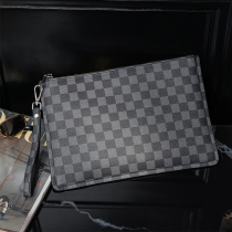 Hong Kong new hand bag retro plaid style mens wrist bag bag mobile phone bag casual Korean version of mens bag tide