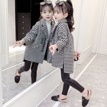 Childrens clothing girl Spring and autumn money in childrens big clothes with a long section of thickened Mao jacket Childrens winter clothing 2020 new Korean version
