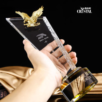 Creative crystal trophy Metal eagle medal Souvenir custom lettering Excellent staff award custom authorization card
