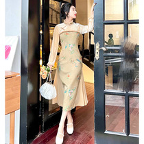 (Yuanzhu ancient painting beauty) National style retro elegant improved cheongsam long sleeve fish tail dress autumn and winter Long