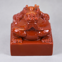 6cm imitation Shoushan Stone Dragon Seal Qin Shihuang Chuanguo jade seal ornaments Qianlong seal