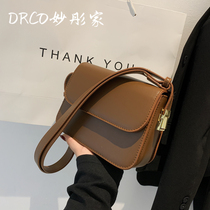 French DRCO leather womens bag autumn and winter new shoulder bag Joker retro small square bag simple premium shoulder bag