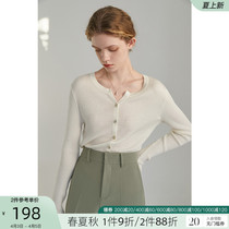 Van Th Blue Nen 22FS1429 Fine Pit Strips Knit Undershirt Woman 2022 Early spring chicken Heart Neckline Sweaters