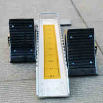 Plastic runway special starter runner aluminum alloy reinforced starter adjustable