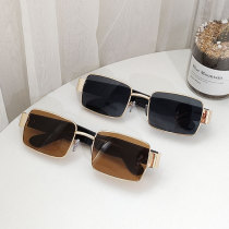 Hong Kong wind small box hip hop retro Harajuku sunglasses female bouncing red ins super cool polarized sunglasses male tide