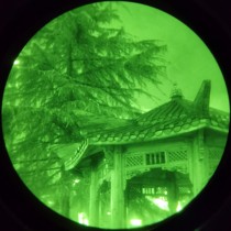 Three generations of omni5 contract number 10160 specifications increase like tube night vision meter microoptical image intensifier PVS14