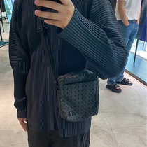 Japanese three diangka bag travellers neutral small square bag bag bag bag bag for men and women