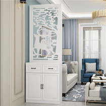 The porch cabinet is separated from the shoe cabinet. The living room enters the house. The light luxury wind enters the door. The simple storage rack is facing the door to the decorative cabinet.