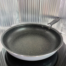 Pickup flanging pot non-stick frying pan wheat rice stone light pot export foreign trade pot factory tail goods household gas pot
