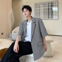 2021 summer Ruffian handsome Korean version of light cooked wind mens fashion suit Houndstooth pattern mens short-sleeved suit jacket