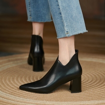 2022 New Products Spring Autumn Black Single Boots Temperament Nude Boots Style High Heel Shoes Heel Coarse Heel Bull Leather Pointy Short Boots Woman