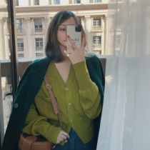 BettyChow 100% merino fine wool fennel green gilt buckle cardigan profile shoulder V collar solid color sweater