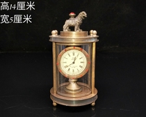 Antique miscellaneous collection of old goods old goods mechanical watches intact retro style round lion cubs clock