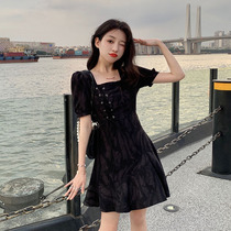 Design sense square collar strap dress waist thin 2021 summer new retro port flavor short-sleeved skirt women