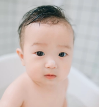 Baby liquid talcum powder peach water newborn baby children special to prickly heat powder to relieve itching prickly heat cream prickly heat water positive