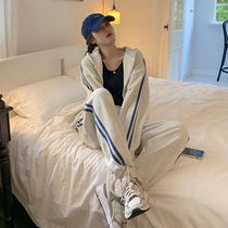 Sandro Moscoloni loose casual sports suit women 2022 springtime Temperament Stripes Brief two sets