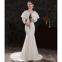 French super fairy simple main wedding dress 2021 new v-neck satin fishtail Hepburn large drag exhaust gas court thin