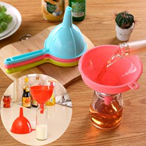 Plastic funnel kitchen household filter sub-pack small diameter pouring water small size with handle long neck oil leak