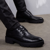 Tide brand leather shoes mens business leisure thick-soled fashion new Korean version of breathable inner soft bottom dress mens shoes