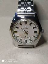 Domestic old watch large Beijing Tiananmen watch manipulator strip has been washed oil maintenance 39 5mm