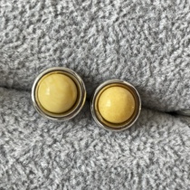 European origin of fine Russian white wax round shaped ear nails