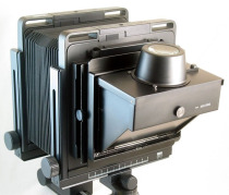 The Arca Swiss Yaja 4x5 folding is like a viewfinder for the second generation-the removable horizontal vertical composition applies both