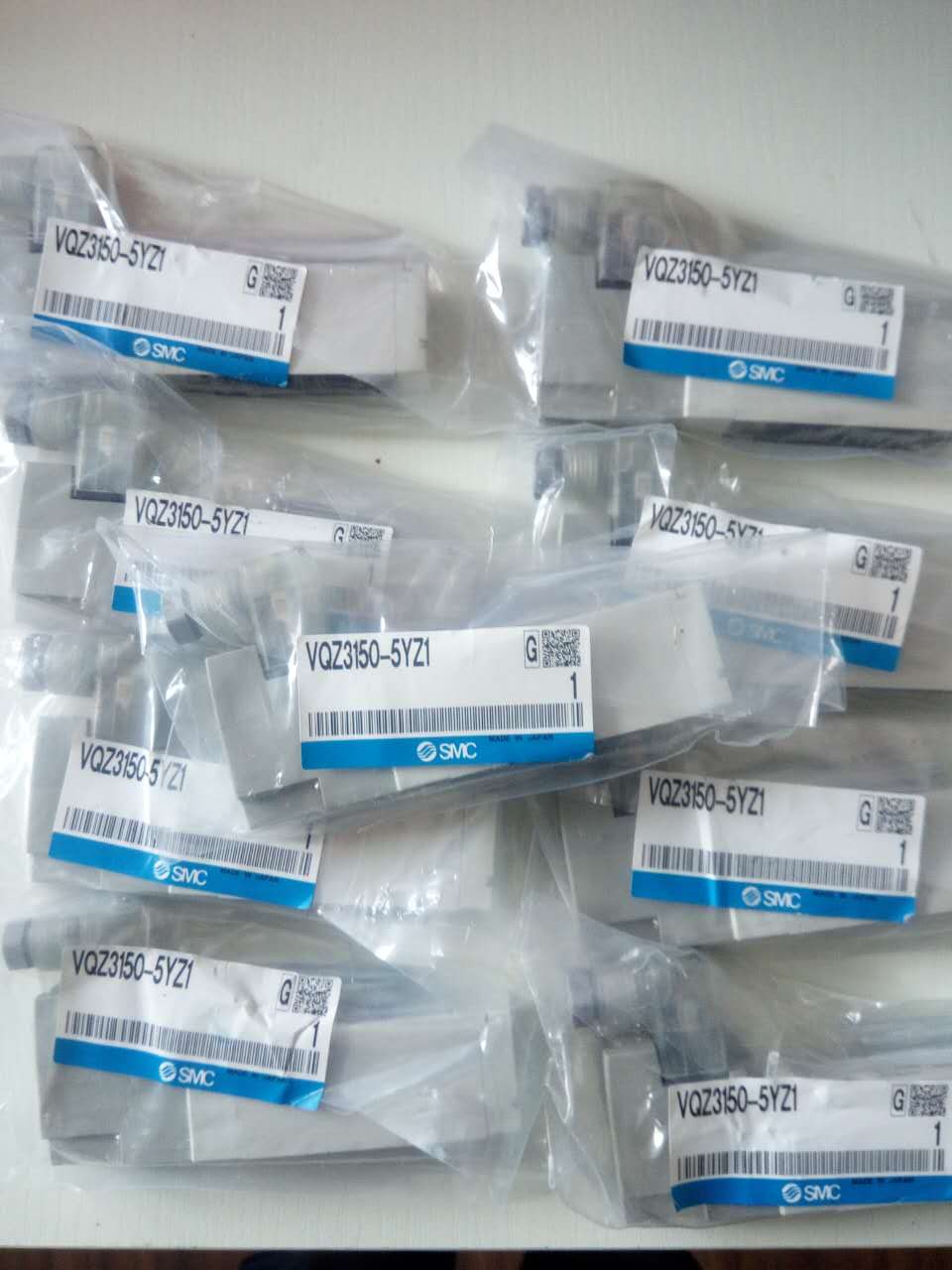 SMC solenoid valve VEX5501-064G new original