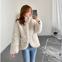 2021 autumn and winter New imitation lamb wool coat womens short Korean version of loose Joker pearl buckle imitation cashmere coat