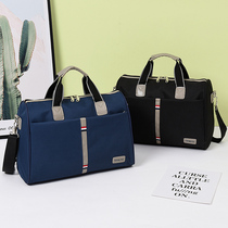 Large Capacity Travel Bag Mens Clothing Carry-on Luggage Bag Women Light Business Travel Bag Waterproof Single Shoulder Fitness Bag