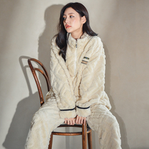 The texture is not about ~ The House should also be beautiful coral velvet pajamas womens warm high collar can be worn outside in autumn and winter.