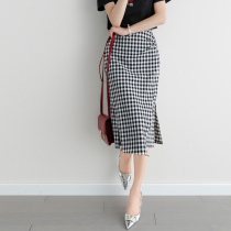 Classic retro fashion plaid skirt women Summer new design sense temperament commuter workplace wild Medium-length dress