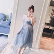 Maternity dress 2021 summer new Korean version V-neck wrinkled suspender fashion pregnant hot mom dress two-piece tide