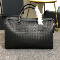 Fetal Cow Leather Woven Mens Handbag 2022 new large capacity genuine leather Business trips single shoulder luggage bag