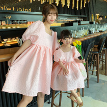 2022 new pro-sub-dress mother womens in summer season long Bubble Cuff Little Girl Korean version of the Korean version of the dress