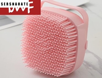 Dog bath brush pet bath supplies Cat massage brush can be filled with shower gel cleaning artifact